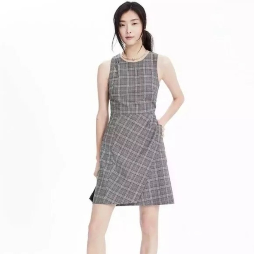 Banana Republic Sheath asymmetrical hem dress
